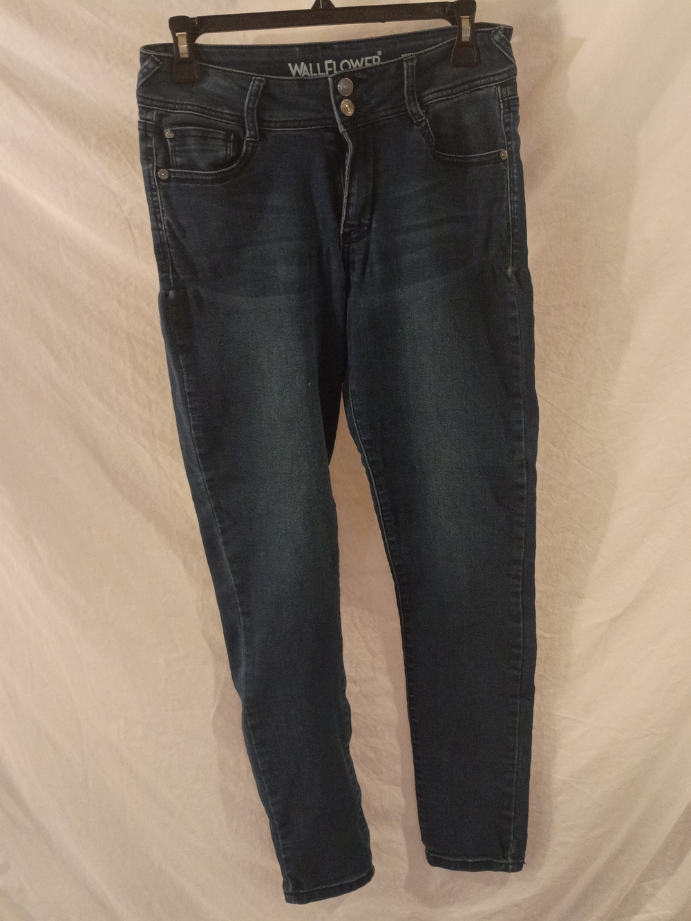 Wallflower Skinny Jeans in Dark Indigo Wash